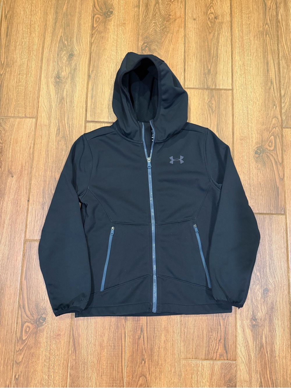 Under Armour kids Black Full-Zip Performance Hoodie Jacket / youth medium